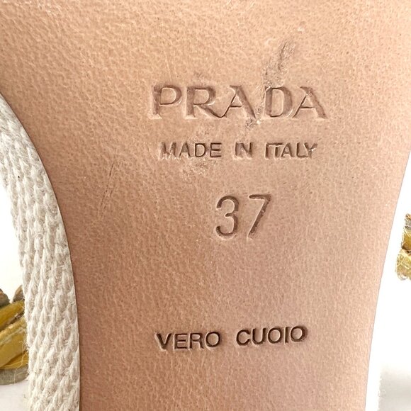 Vintage PRADA Y2K Floral Kitten Heels Size 37 | Yellow Woven Sandals - Picture 7 of 9